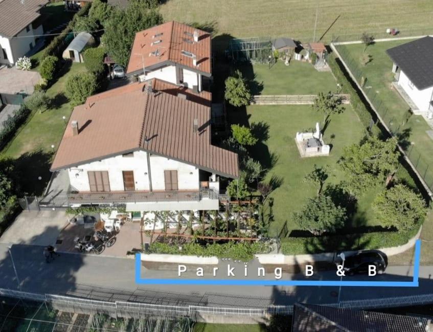 Bed & Breakfast Indi Thelar Villa Guardia Exterior foto