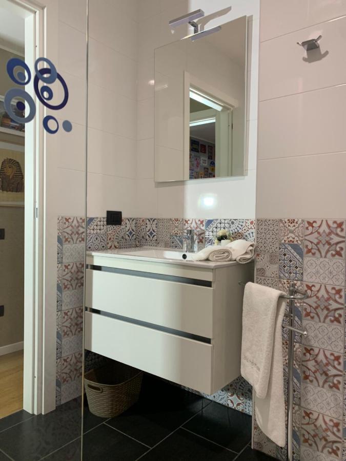 Bed & Breakfast Indi Thelar Villa Guardia Exterior foto