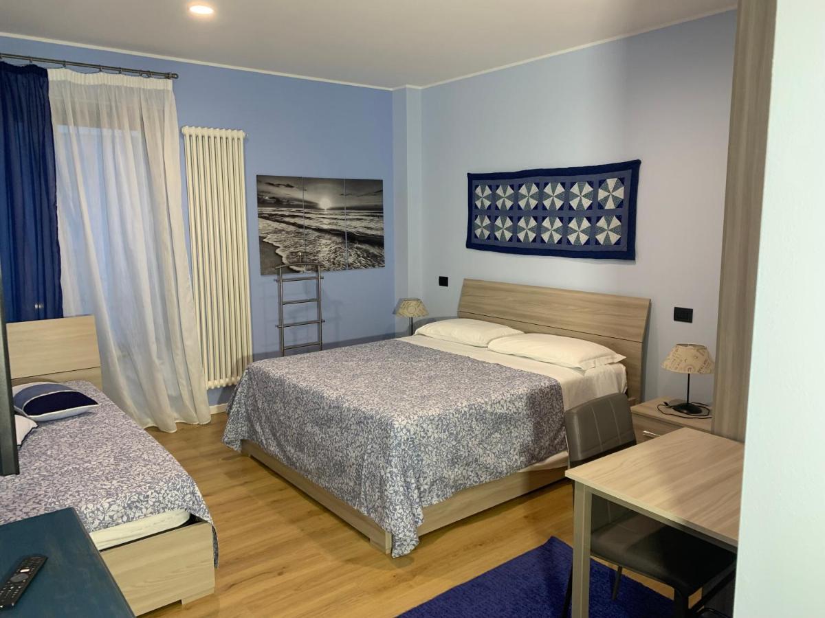Bed & Breakfast Indi Thelar Villa Guardia Exterior foto